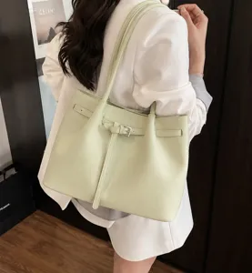 Minimalist light green underarm tote bag, elegant shoulder bag for women daily commuting.
