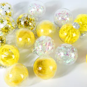 Transparente Kunststoff Christbaumkugeln mit gelber Füllung für Weihnachtsfeier Dekoration.