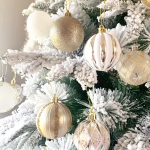 Weihnachtskugeln Set, dekorative Hängeornamente für den Weihnachtsbaum und Dekoration.