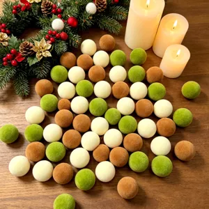Weihnachten Beflockte Kugeln 3cm 49Stk Samt Kleine Weihnachtskugeln für Baum Tischdeko