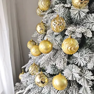 Goldene Christbaumkugeln, 8 cm beflockte Tannenbaum Deko, festliche Weihnachtsdeko