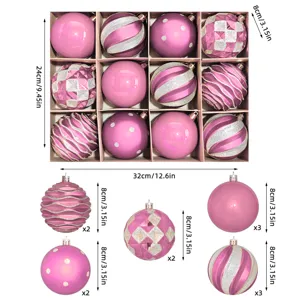 Rosa Christbaumkugel Detailansicht mit 12 Stück Set in Box und verschiedenen Texturen.