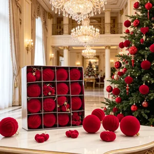 Rote Samt Weihnachtskugel Set, beflockte Herzen und Schleifen Hängedekoration für Feiertage.