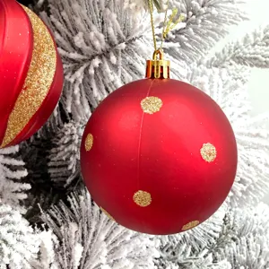 Weihnachtskugeln rote Kunststoff Christbaumkugeln mit goldenem Glitzer Set fuer Festtagsdeko