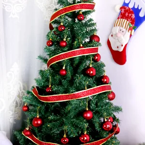 Weihnachtsbaum Deko-Band und rote Weihnachtskugeln Set für festliche Heimdekoration.