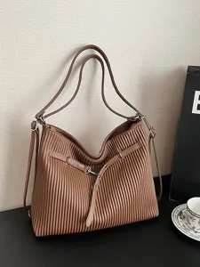 Brown leather pleated shoulder bag large capacity casual tote bag for daily work commute.