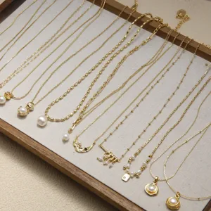 Elegant Copper Freshwater Pearl Pendant Necklace Moon Design Electroplated Choker Clavicle Chain For Women Jewelry Gift