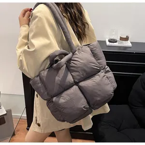 Gewatteerde puffer shopper tas voor dames, zachte gewatteerde schoudertas modieus design.