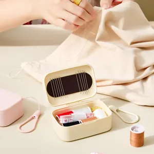 Boîte à Couture en Plastique Portable Avec Porte-Aiguille Magnétique Boîte de Rangement Portable Pour Maison DIY