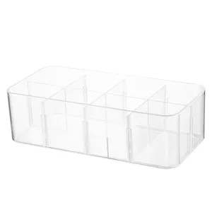 Caja organizadora transparente de plástico para ropa interior con varios compartimentos.