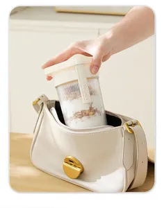 Tasse à yaourt portable récipient transparent avec des rayures verticales pour cuisine