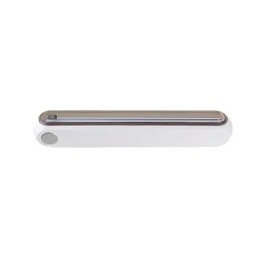 Keuken vershoudfolie dispenser met schermes en magnetische muurbevestiging voor folie.