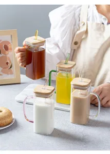 Square glass tumbler with wooden lid and straw, heat-resistant cute cup for home daily use.