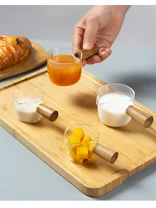 Japanischer Stil Klarglas Mini Milchkrug mit Holzgriff fuer Kaffee Soßen und Dips