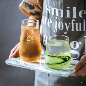 Transparenter Glas Wasserbecher Saft Milchbecher mit goldenen Buchstaben kreatives Design