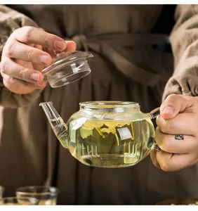 Teiera in vetro trasparente resistente al calore con filtro per tè sfuso e infusi