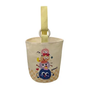 Cute canvas handbag for women, large capacity tote bag, commuter lunch box bag, stylish.
