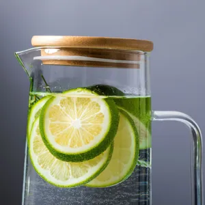 Pichet à eau en verre avec couvercle en bois, grand pot à jus résistant à la chaleur.
