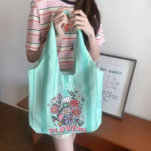 Green striped canvas tote bag with floral print, casual large capacity shoulder bag for daily use.