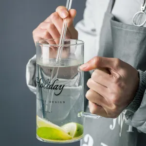 Large glass beer mug with handle and straw transparent water cup for office or home use