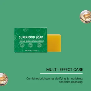 Savon visage naturel au curcuma et acide kojique pour un nettoyage en douceur et éclat.