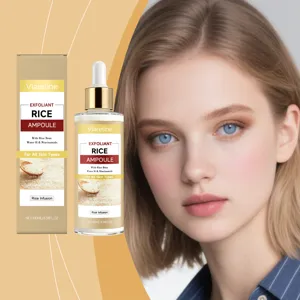 Vista dettagliata del flacone di siero fiala esfoliante al riso Viareline con modella.