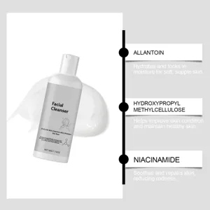 Vista dettagliata del flacone detergente viso idratante con le descrizioni degli ingredienti chiave.