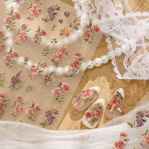 Autocollants d'ongles floraux vintage 3D, élégants autocollants de manucure rose dorée.