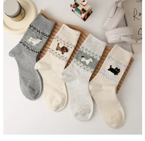 Vintage cute cartoon animal embroidered crew socks, cozy winter cotton mid-tube socks set.