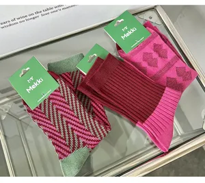 Chaussettes rétro pour femmes automne hiver épaisses chaud coton motifs vintage chaussettes