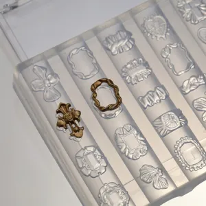 Hoge transparantie siliconen nail art mal met vintage frame en kruis ontwerpen voor DIY.