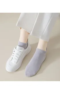 Women's summer thin pure cotton boat socks, breathable low-cut casual ankle socks for daily wear.