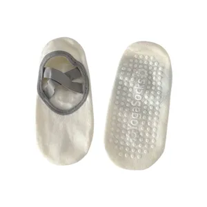 Chaussettes de yoga antidérapantes pour femmes fitness pilates coton respirant blanc