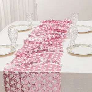 Camino de mesa con lentejuelas de corazon rosa para decoracion de fiesta de boda cumpleanos.