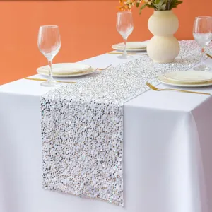 Runner da tavola con paillettes stile nordico per decorazione festa matrimonio argento.