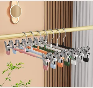 Set de cintres pantalons en acier inoxydable multicolores réglables pour la maison