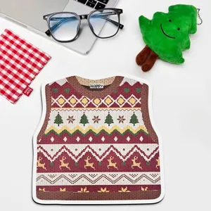 Simpatico tappetino mouse con maglione natalizio, divertente tappeto da scrivania festivo.