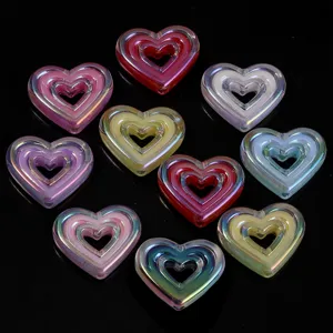 Perles de cœur en acrylique plaqué UV coloré, perles creuses pour la fabrication de bijoux DIY.