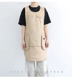 Tablier de style gilet kaki avec poches multiples pour cuisine et café vêtements de travail.