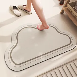 Alfombra de baño de tierra de diatomeas en forma de nube antideslizante absorbente