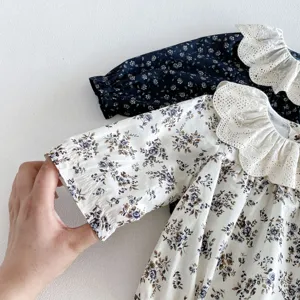 Kleinkind Mädchen Blumen Langarm Shirt koreanischer Stil süße Spitzenkragen Baby Oberteil