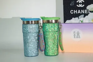 Gobelet isotherme portable en pur titane avec sangle, tasse à café élégante pour voiture.