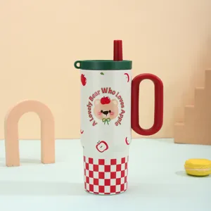 Large capacity stainless steel insulated tumbler with straw and handle, cute bear design cup.