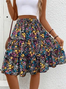 Gonna midi floreale a balze estiva con comodo cinturino elastico e design casual elegante.