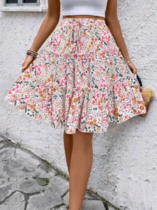 Gonna midi estiva a balze con stampa floreale da donna con vita coulisse e vestibilità casual.