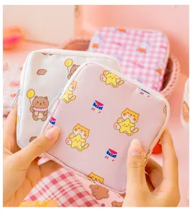 Portable sanitary napkin storage bag cute cartoon square pouch for daily use and travel nice