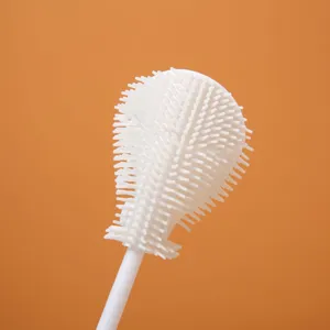 Close-up van de witte siliconen borstelkop, flexibele dichte haren voor grondige reiniging.