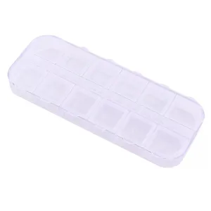 Boîte de rangement en plastique transparent à 12 grilles pour petits objets, perles et strass.