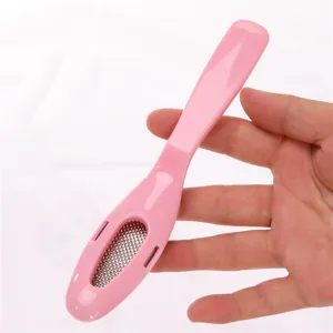 Lima de pies ergonómica rosa para eliminar callosidades y suavizar la piel de los talones