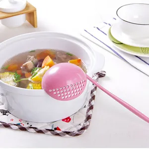 Wheat straw long handle soup colander spoon two in one kitchen hot pot filter spoon.